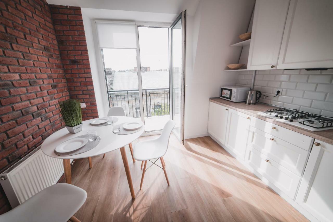 Kostjukowski Apartments Lychakivska 70A Lviv Eksteriør billede